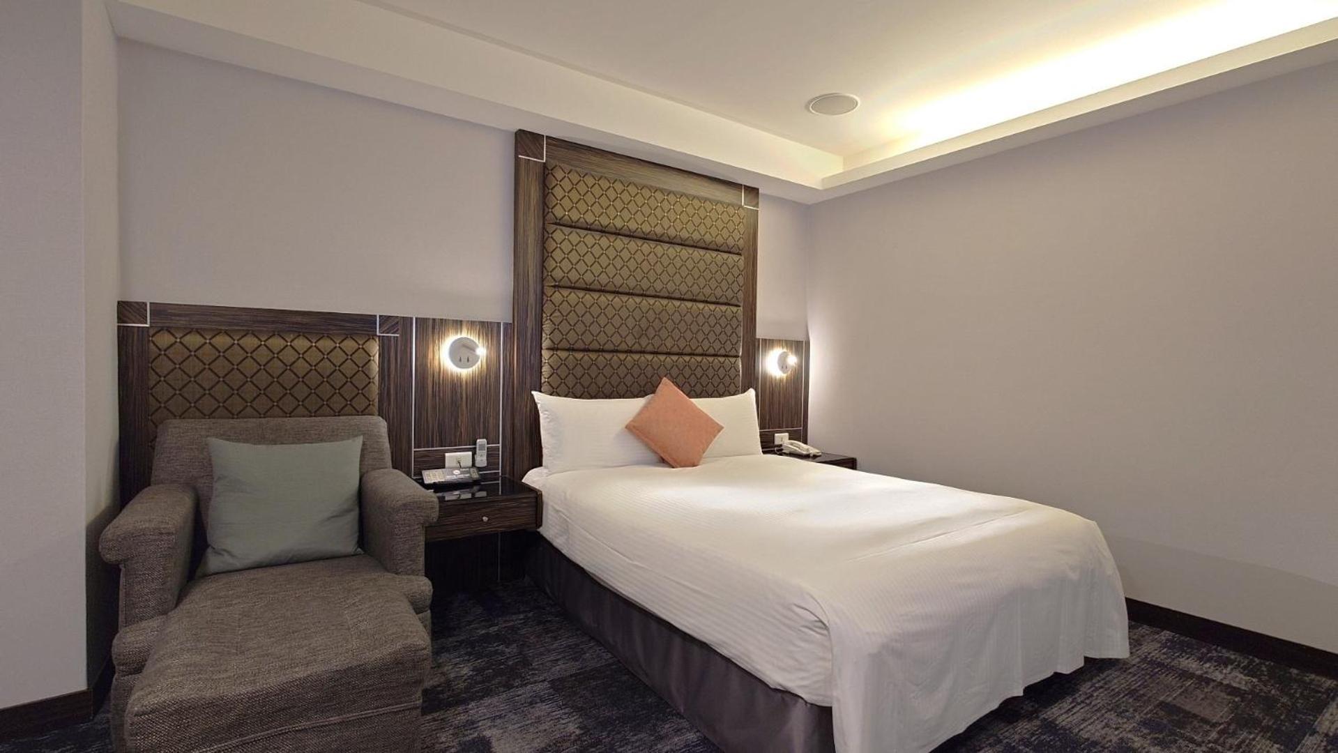 Hub Hotel - Zhongshan Branch Тайбэй Экстерьер фото