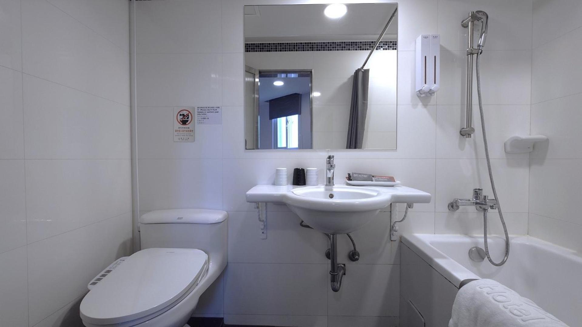 Hub Hotel - Zhongshan Branch Тайбэй Экстерьер фото